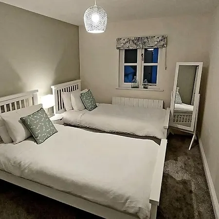 2 Bed In Peaceful South Lakes Village Cark