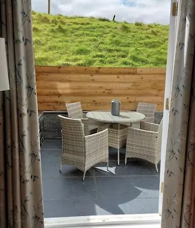 2 Bed In Peaceful South Lakes Village Ferienhaus